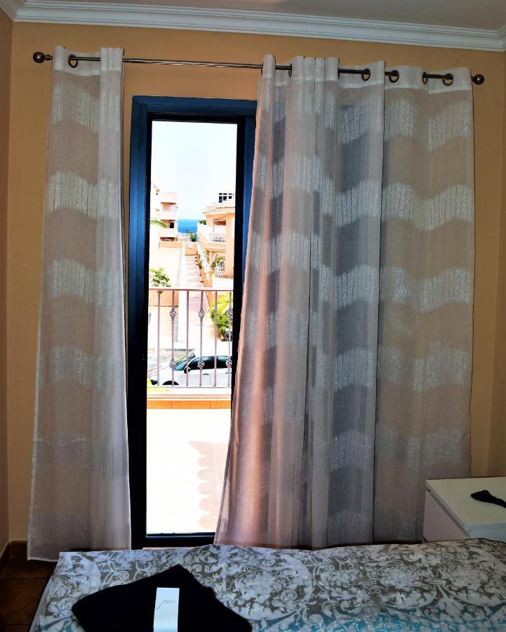 Victoria Family Tenerife Apartament Costa Del Silencio